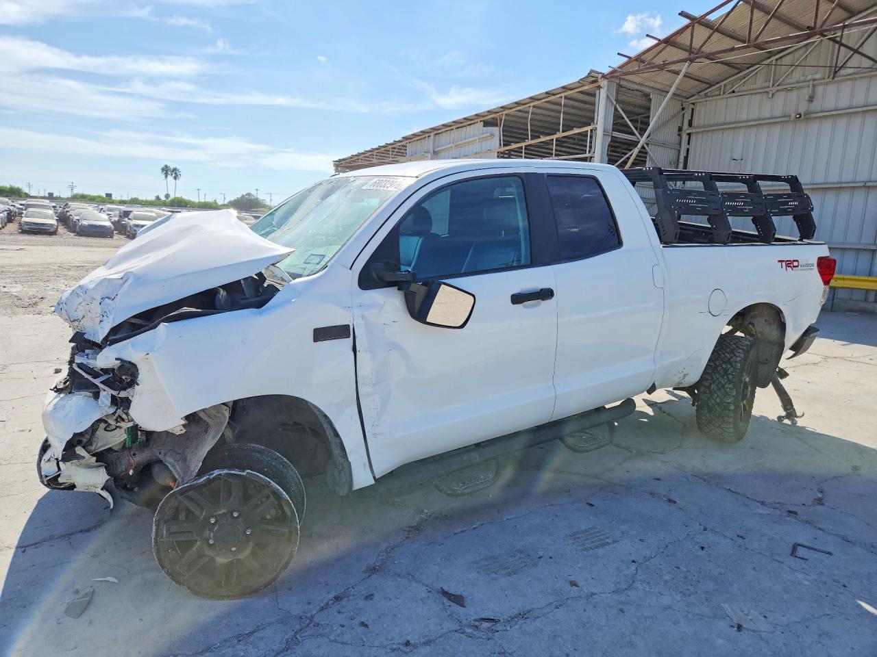2011 TOYOTA TUNDRA DOUBLE CAB SR5 | 5TFUW5F1XBX164055 | UPCARS