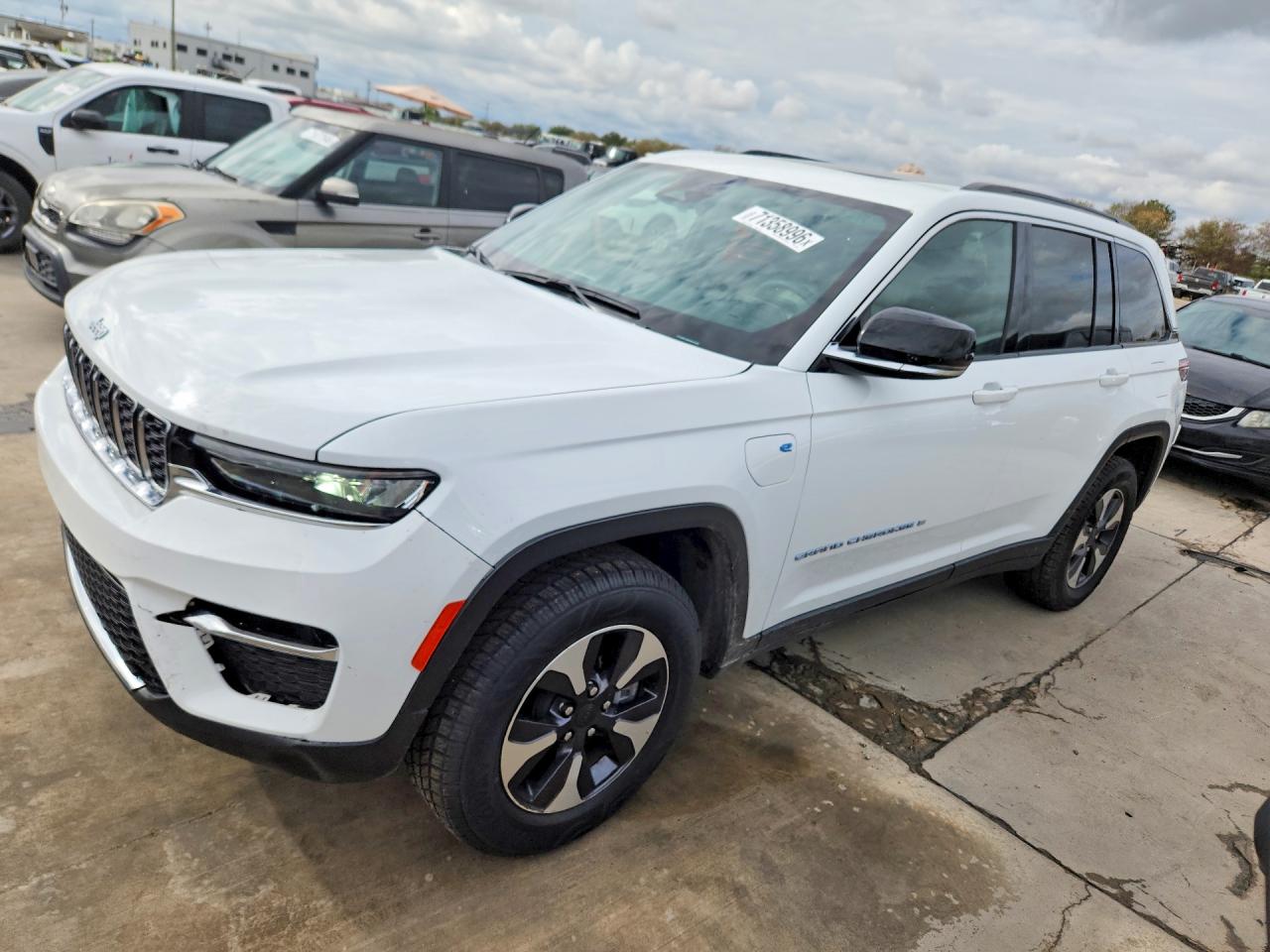 2024 JEEP CHEROKEE LIMITED 4XE | 1C4RJYB69R8516084 | UPCARS