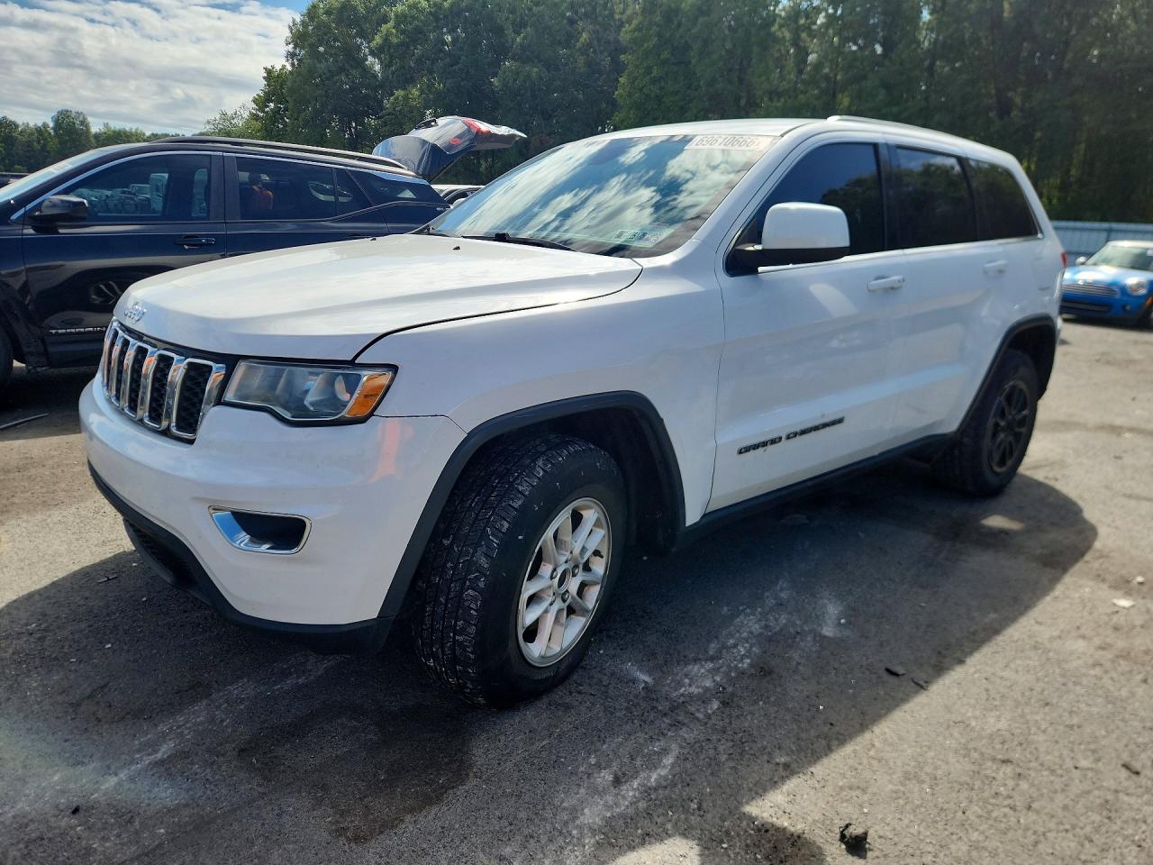 2018 JEEP CHEROKEE LAREDO | 1C4RJEAG3JC181981 | UPCARS