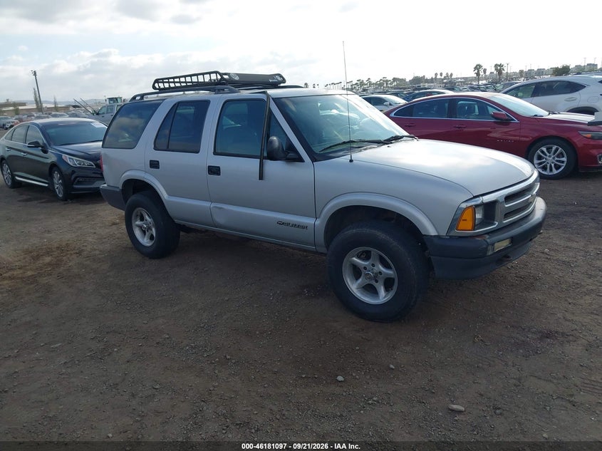 1997 CHEVROLET BLAZER | 1GNDT13W4V2235437 | UPCARS