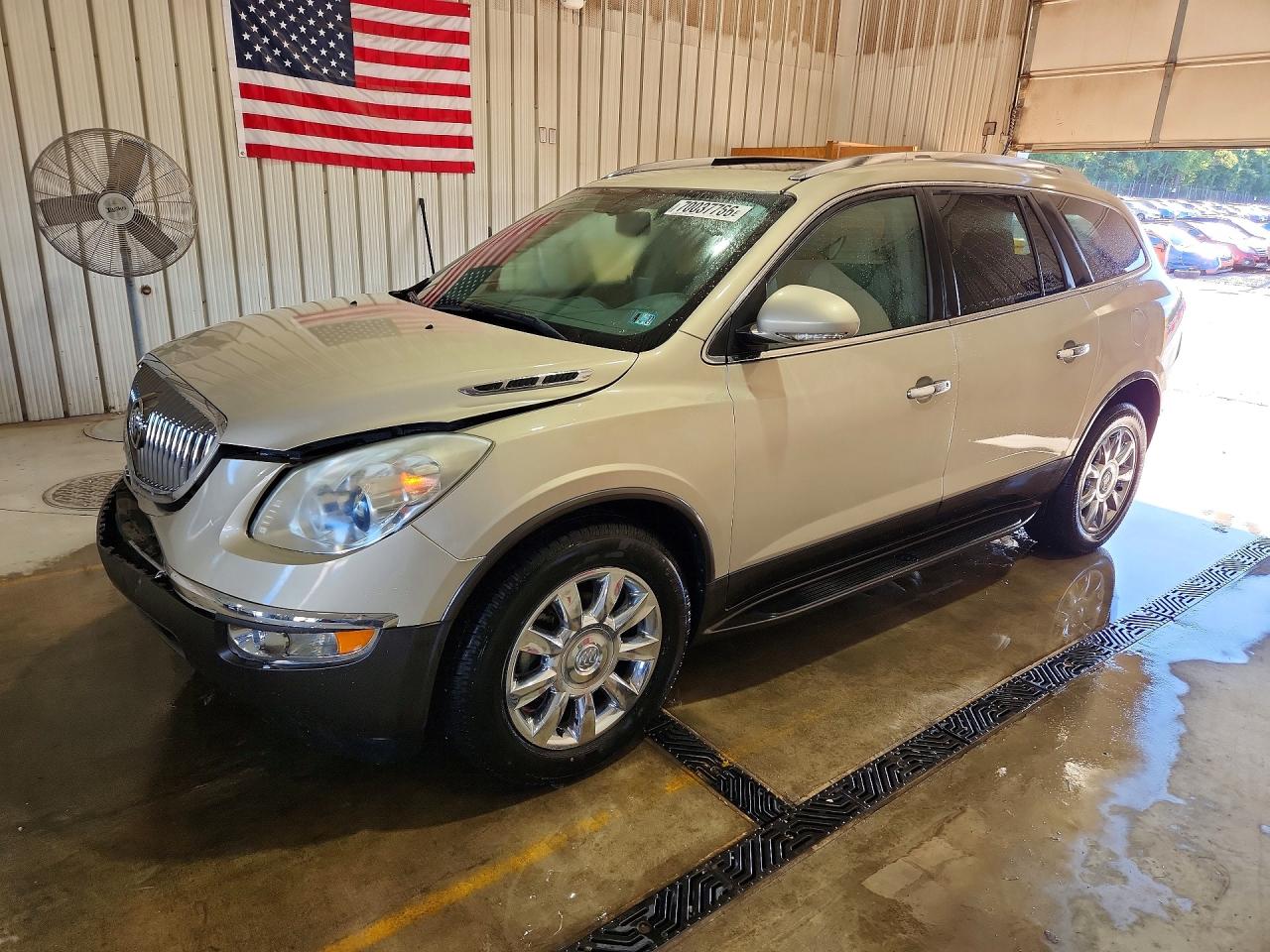2011 BUICK ENCLAVE CXL | 5GAKVBED2BJ414946 | UPCARS
