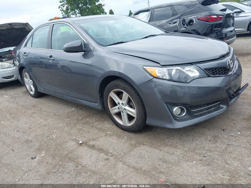 2014 TOYOTA CAMRY SE | 4T1BF1FK5EU427496 | UPCARS
