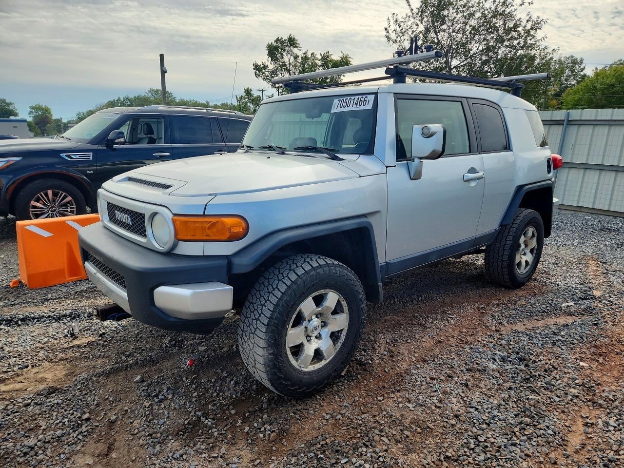2007 TOYOTA FJ CRUISER BASE | JTEBU11F570055099 | UPCARS