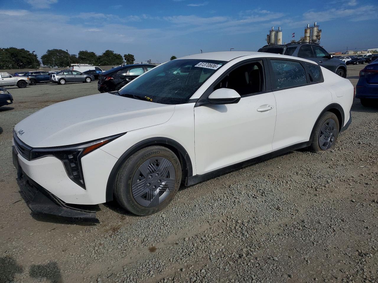 2025 KIA ALL OTHER LX | 3KPFT4DEXSE180824 | UPCARS
