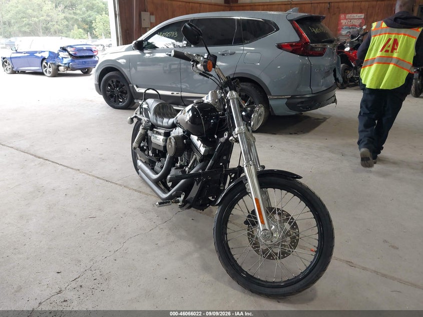 2013 HARLEY-DAVIDSON FXDWG DYNA WIDE GLIDE | 1HD1GPM10DC326363 | UPCARS