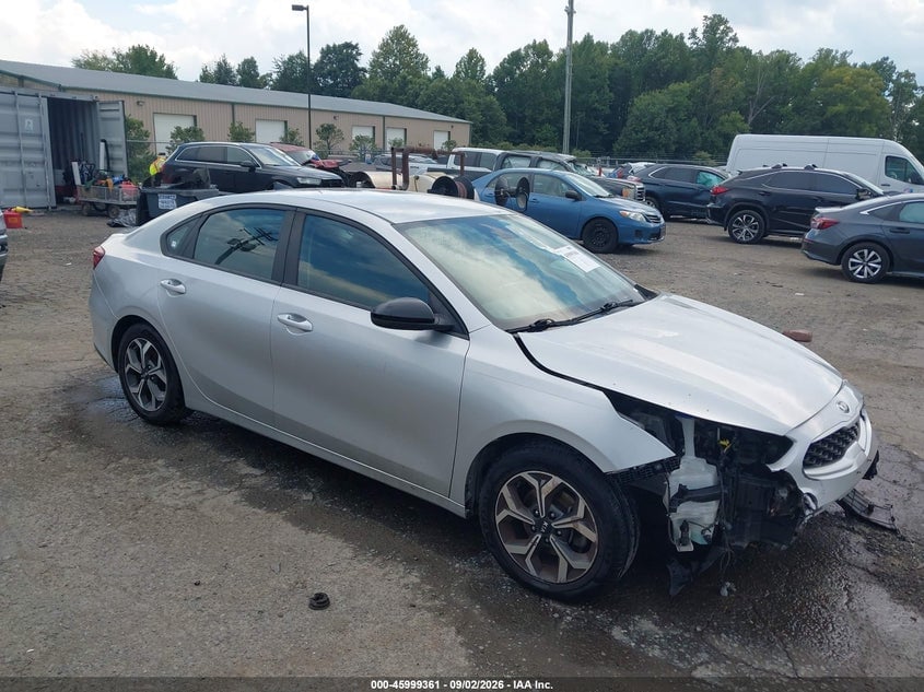 2019 KIA FORTE LXS | 3KPF24AD7KE118859 | UPCARS