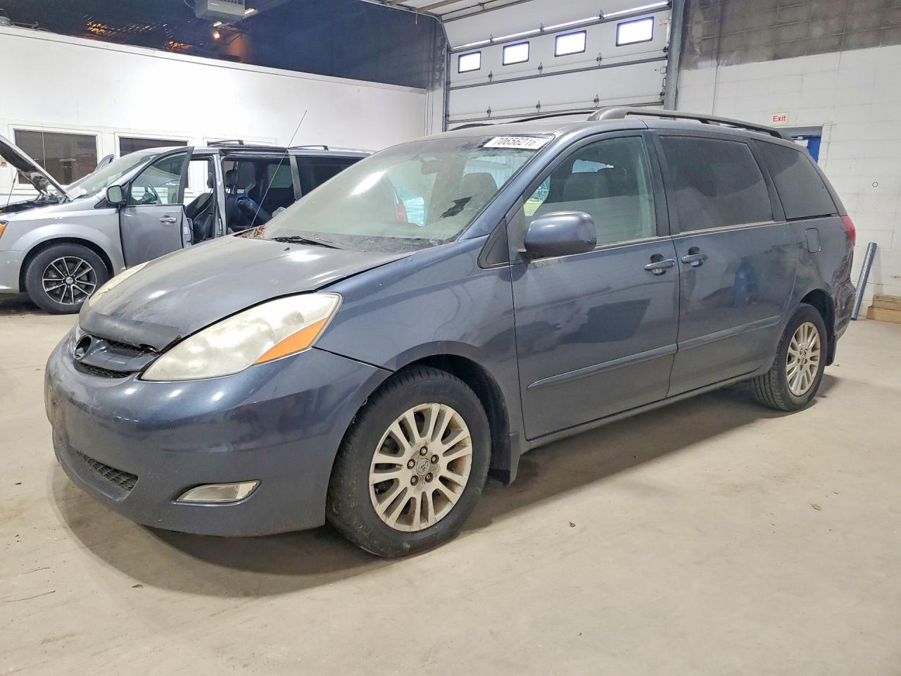 2009 TOYOTA SIENNA XLE | 5TDZK22C29S228421 | UPCARS