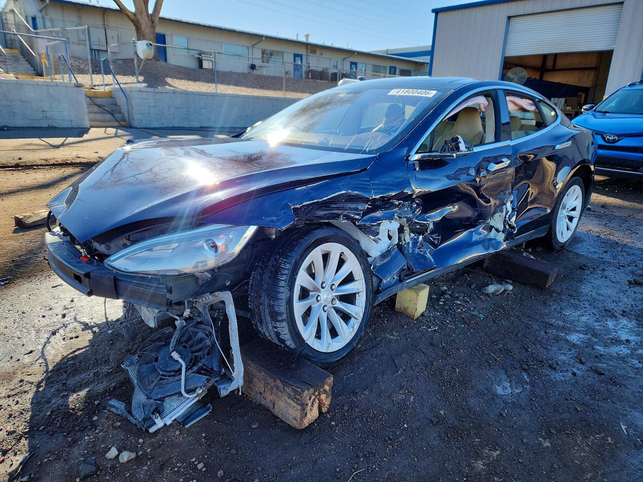 2013 TESLA MODEL S | 5YJSA1DP0DFP06878 | UPCARS