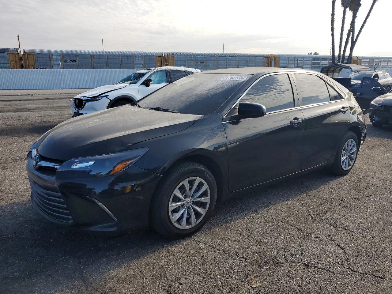 2015 TOYOTA CAMRY LE | 4T4BF1FK8FR504126 | UPCARS