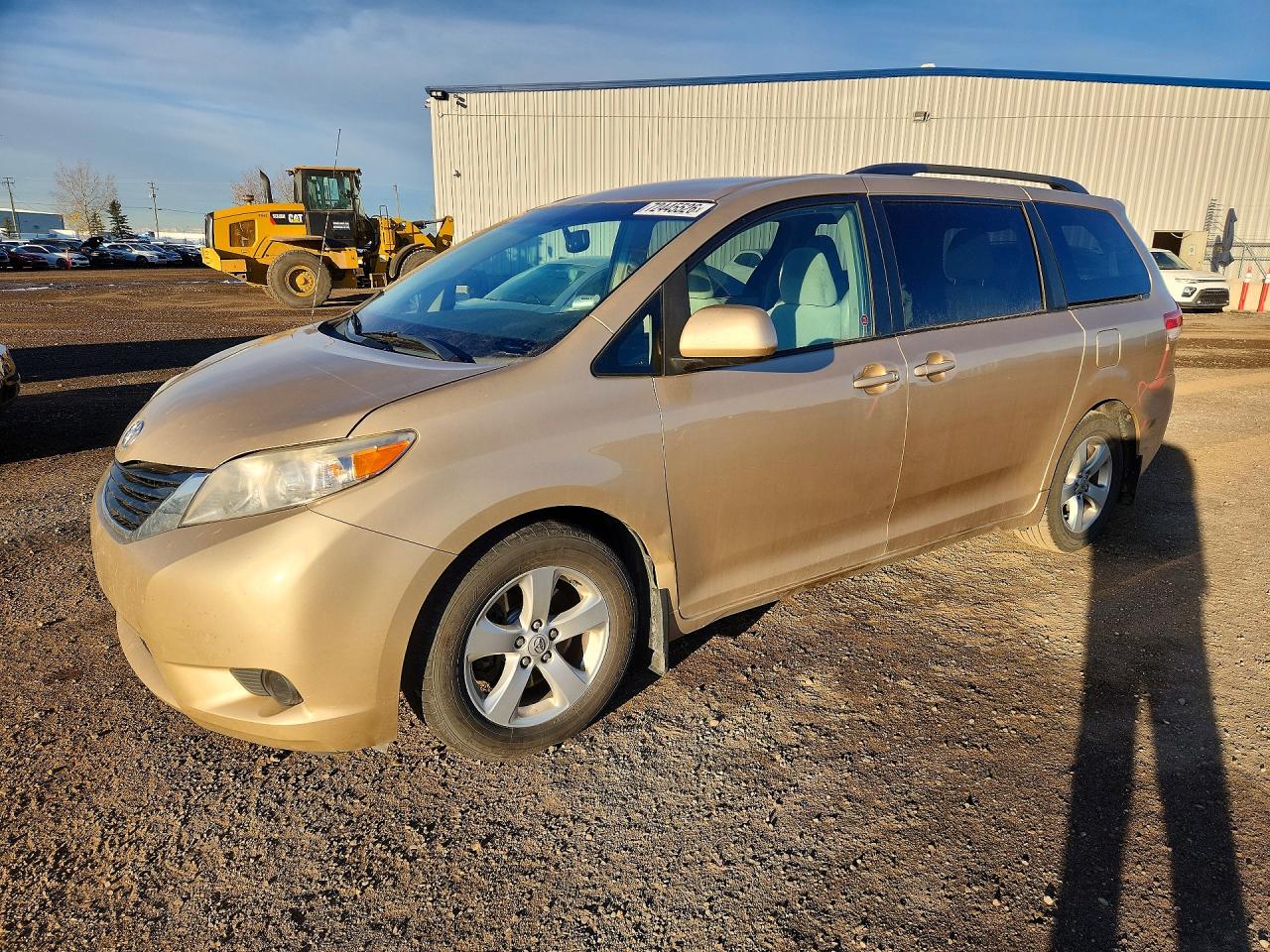 2011 TOYOTA SIENNA LE | 5TDKK3DCXBS075216 | UPCARS