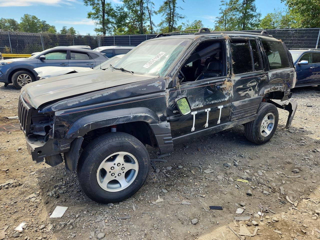 1997 JEEP CHEROKEE LAREDO | 1J4GZ58S9VC503288 | UPCARS