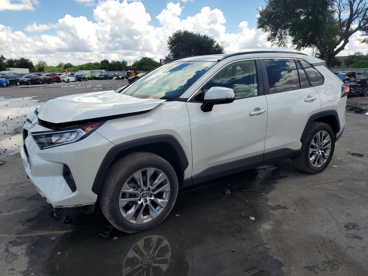 2021 TOYOTA RAV4 XLE PREMIUM | 2T3C1RFV2MW171111 | UPCARS