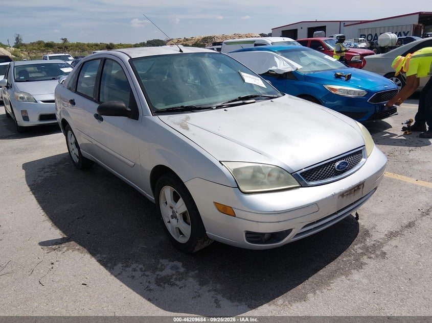 2007 FORD FOCU S/SE/SES | 1FAFP34NX7W225875 | UPCARS