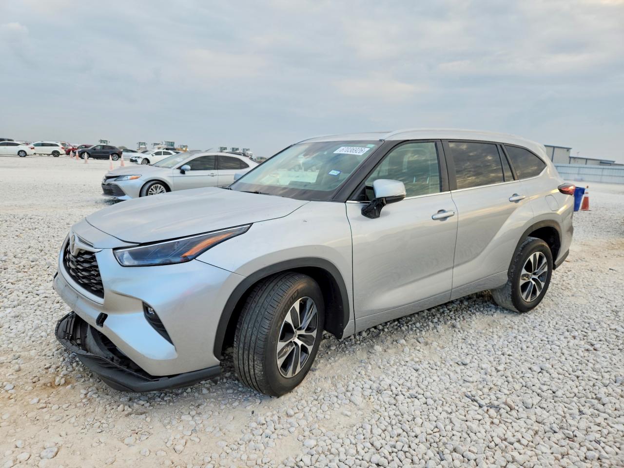 2025 TOYOTA HIGHLANDER XLE | 5TDKDRAH8SS551623 | UPCARS