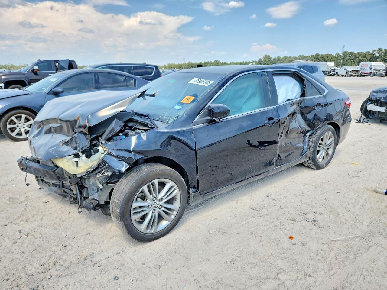 2015 TOYOTA CAMRY SE | 4T1BF1FK6FU063445 | UPCARS