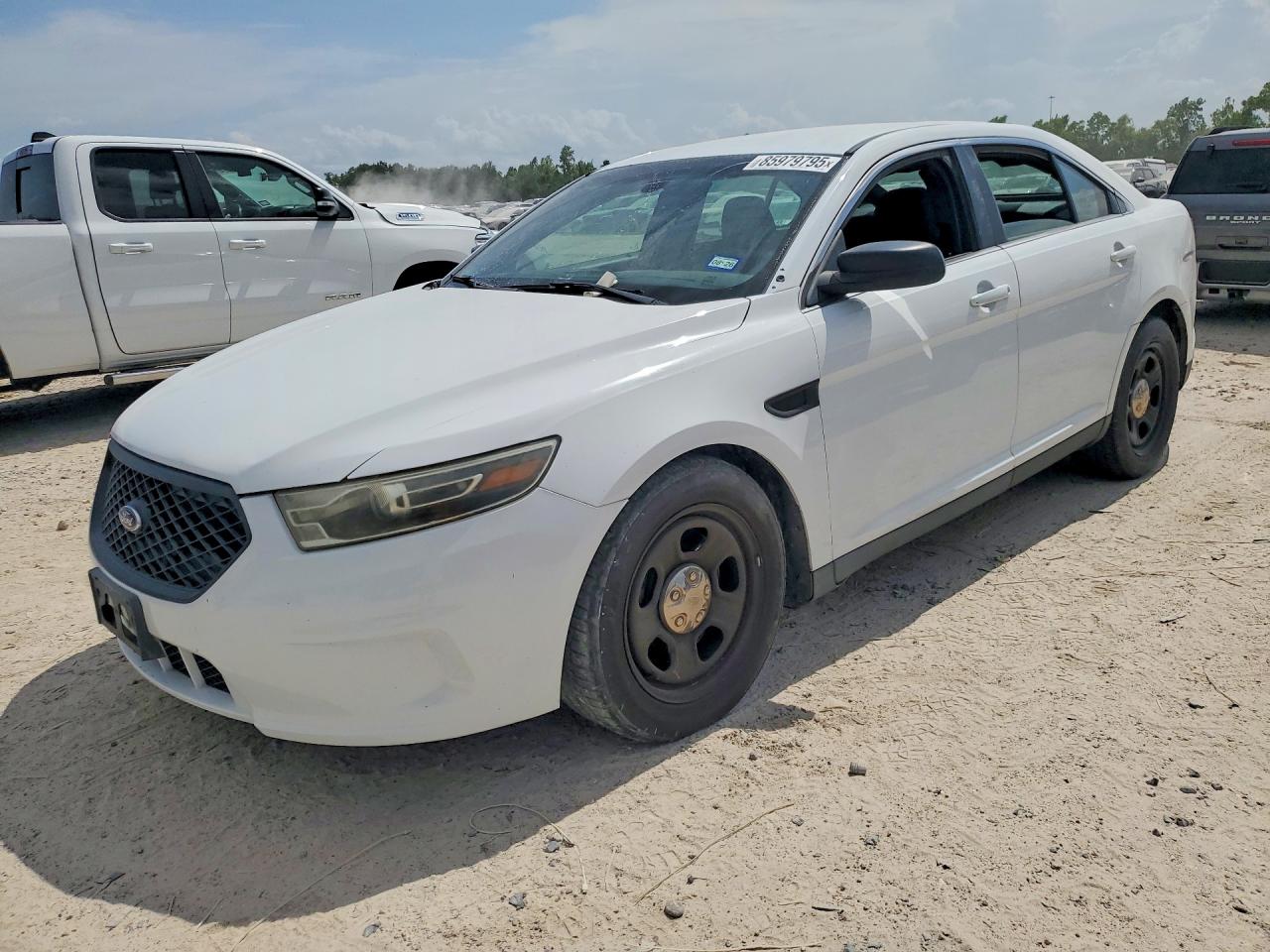2017 FORD TAURUS POLICE INTERCEPTOR | 1FAHP2L80HG100362 | UPCARS