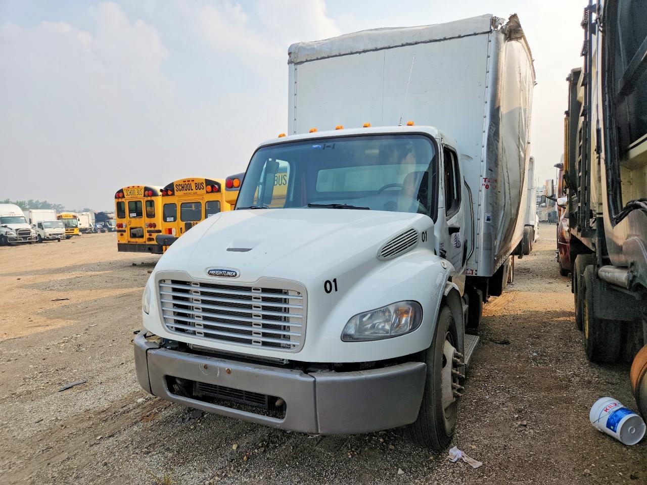 2017 FRHT - FREIGHTLINER ALL OTHER FREIGHTLINER BUSINESS CLASS  BOX TRUCK | 1FVACWDUXHHJA4813 | UPCARS