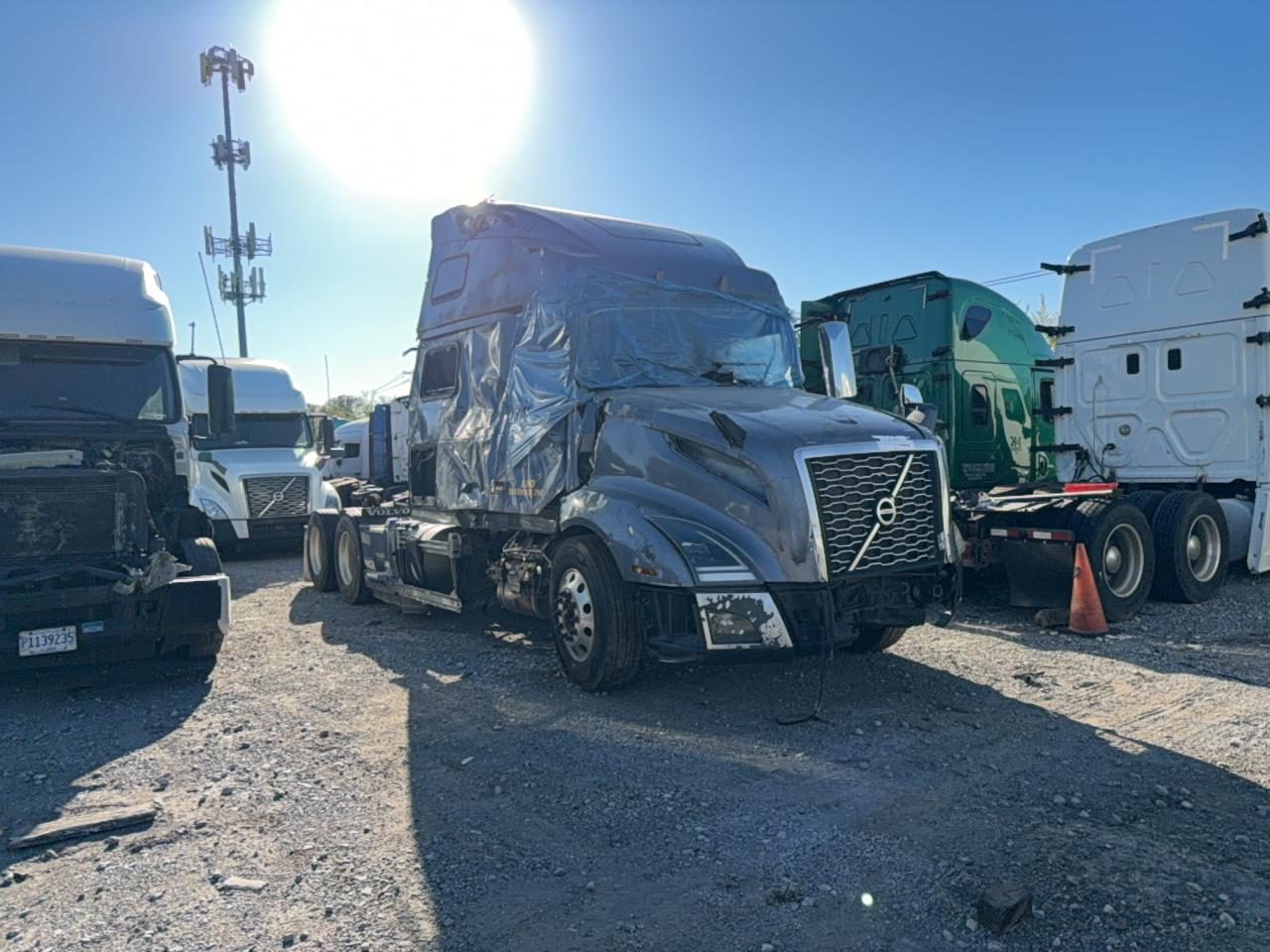 2021 VOLVO VNL | 4V4NC9EH4MN280292 | UPCARS
