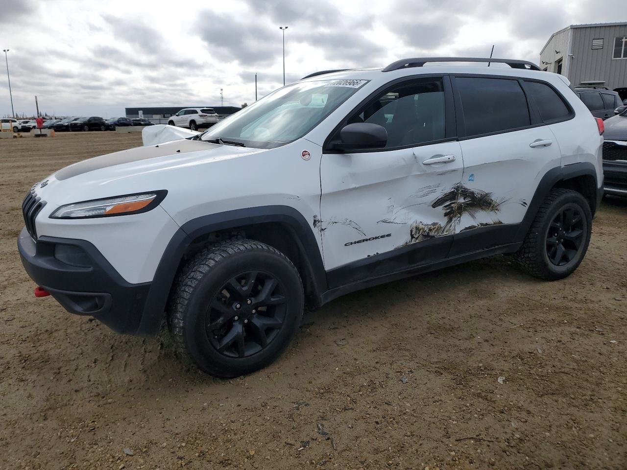 2016 JEEP CHEROKEE TRAILHAWK | 1C4PJMBS4GW200002 | UPCARS