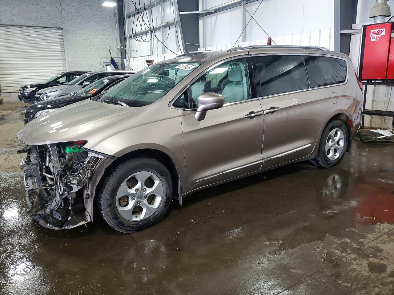 2017 CHRYSLER PACIFICA TOURING L PLUS | 2C4RC1EG6HR677047 | UPCARS