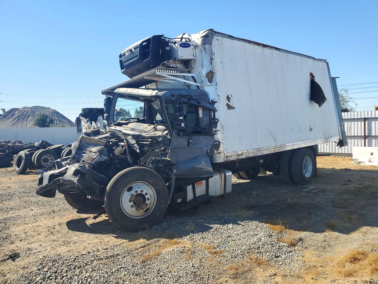 2020 HINO ALL OTHE REFRIGERATED BOX TRUCK | 5PVNJ8JP1L4S52804 | UPCARS
