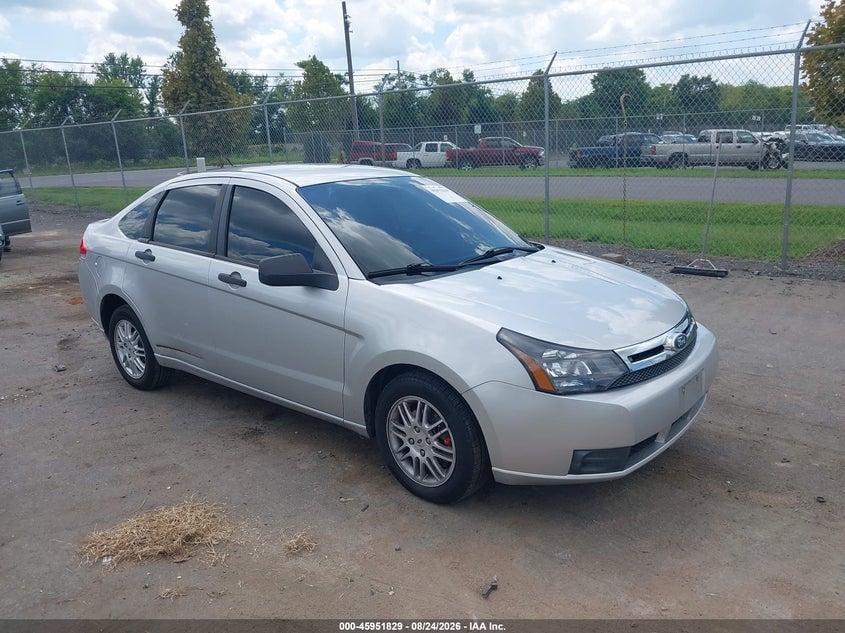2011 FORD FOCU SE | 1FAHP3FN7BW193983 | UPCARS