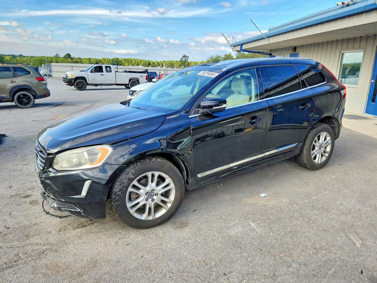 2015 VOLVO XC60 T5 PREMIER | YV440MDK5F2744899 | UPCARS