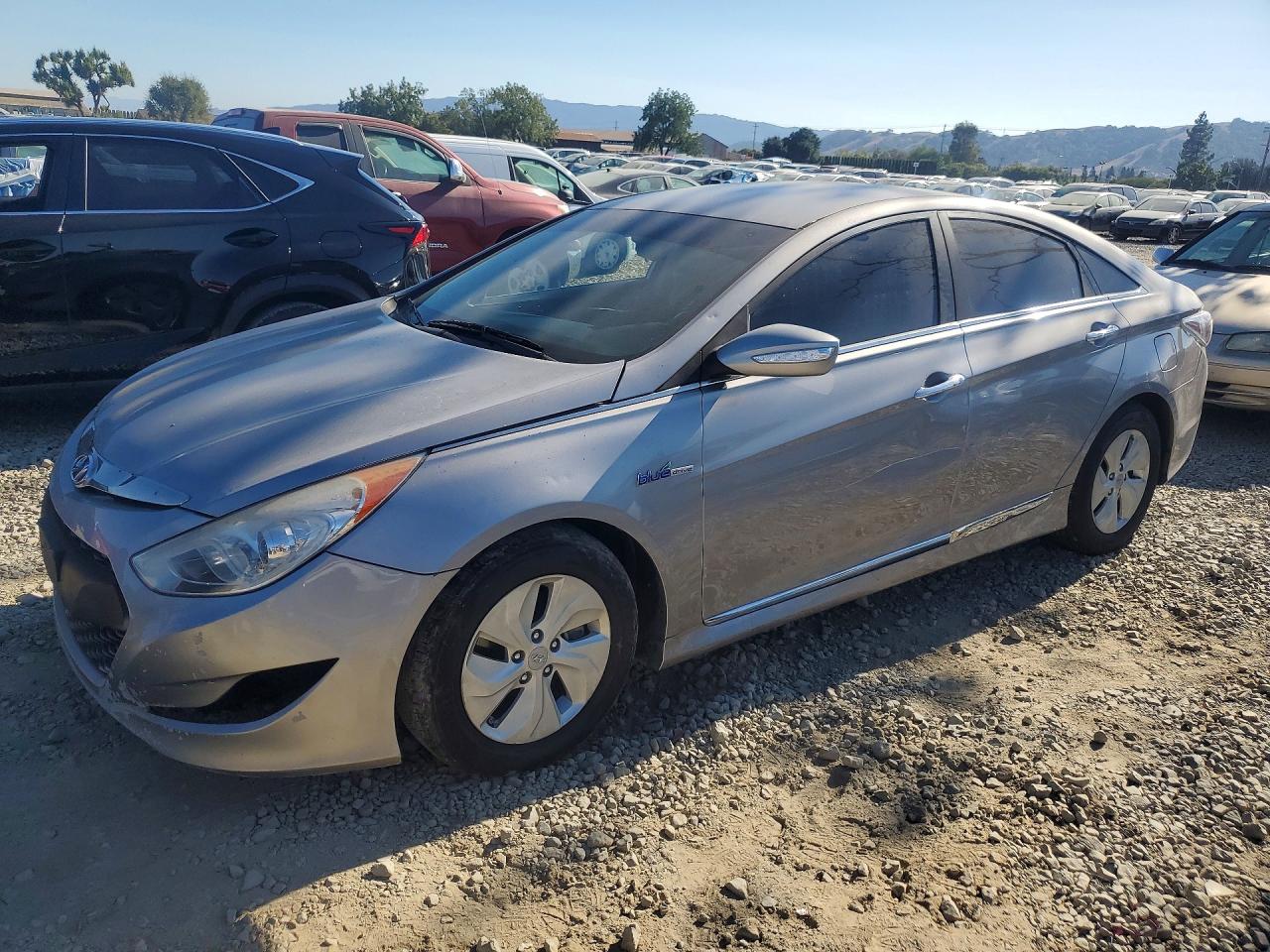 2013 HYUNDAI SONATA HYBRID | KMHEC4A49DA065107 | UPCARS