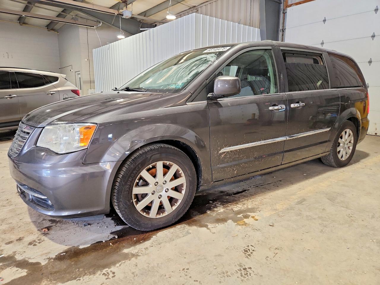 2016 CHRYSLER MINIVAN TOURING | 2C4RC1BG2GR167068 | UPCARS
