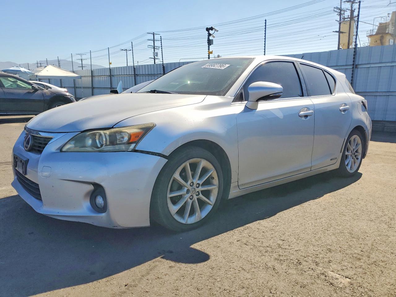 2011 LEXUS CT 200 | JTHKD5BH3B2038888 | UPCARS
