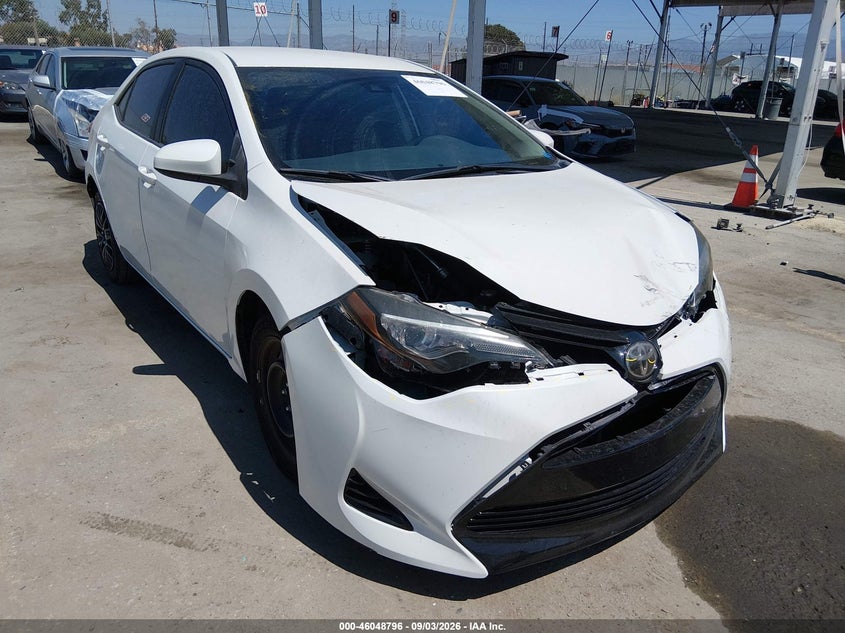 2018 TOYOTA COROLLA LE | 5YFBURHE9JP742826 | UPCARS