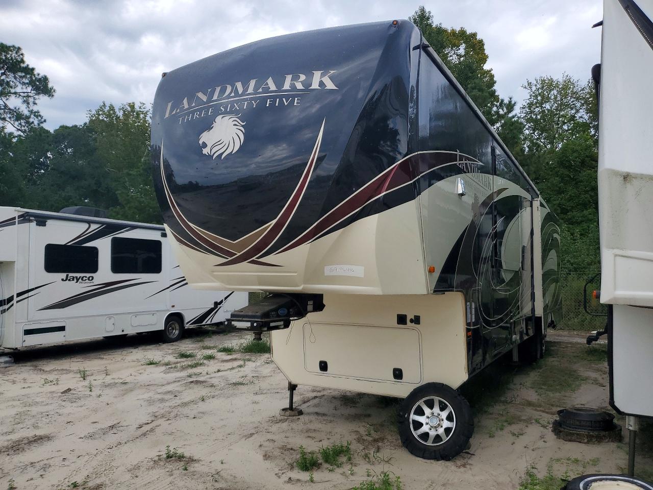 2017 HEARTLAND RV RECREATION | 5SFBG4325HE346243 | UPCARS
