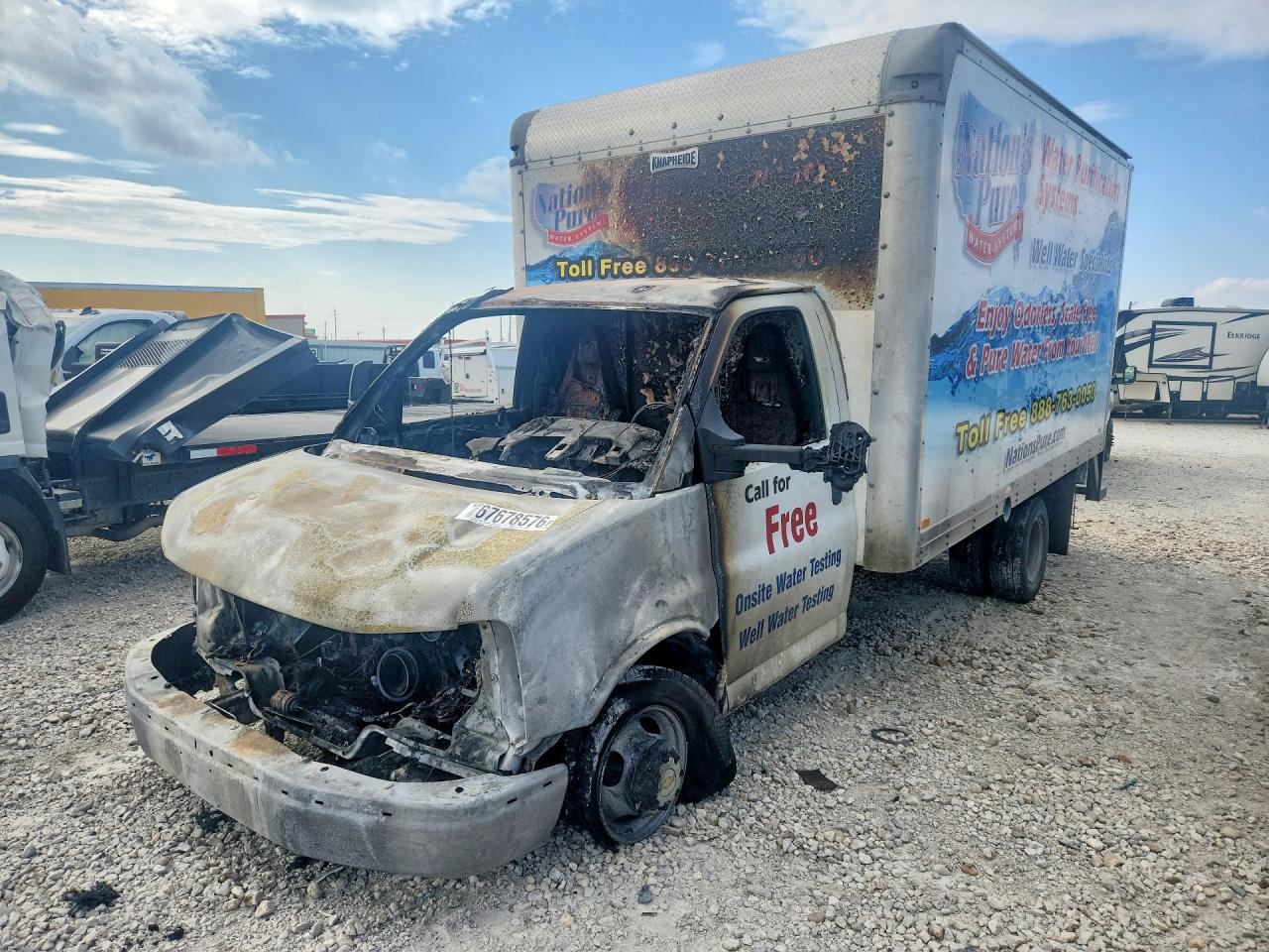 2021 CHEVROLET EXPRESS BOX TRUCK | 1GB3GSC75M1151515 | UPCARS