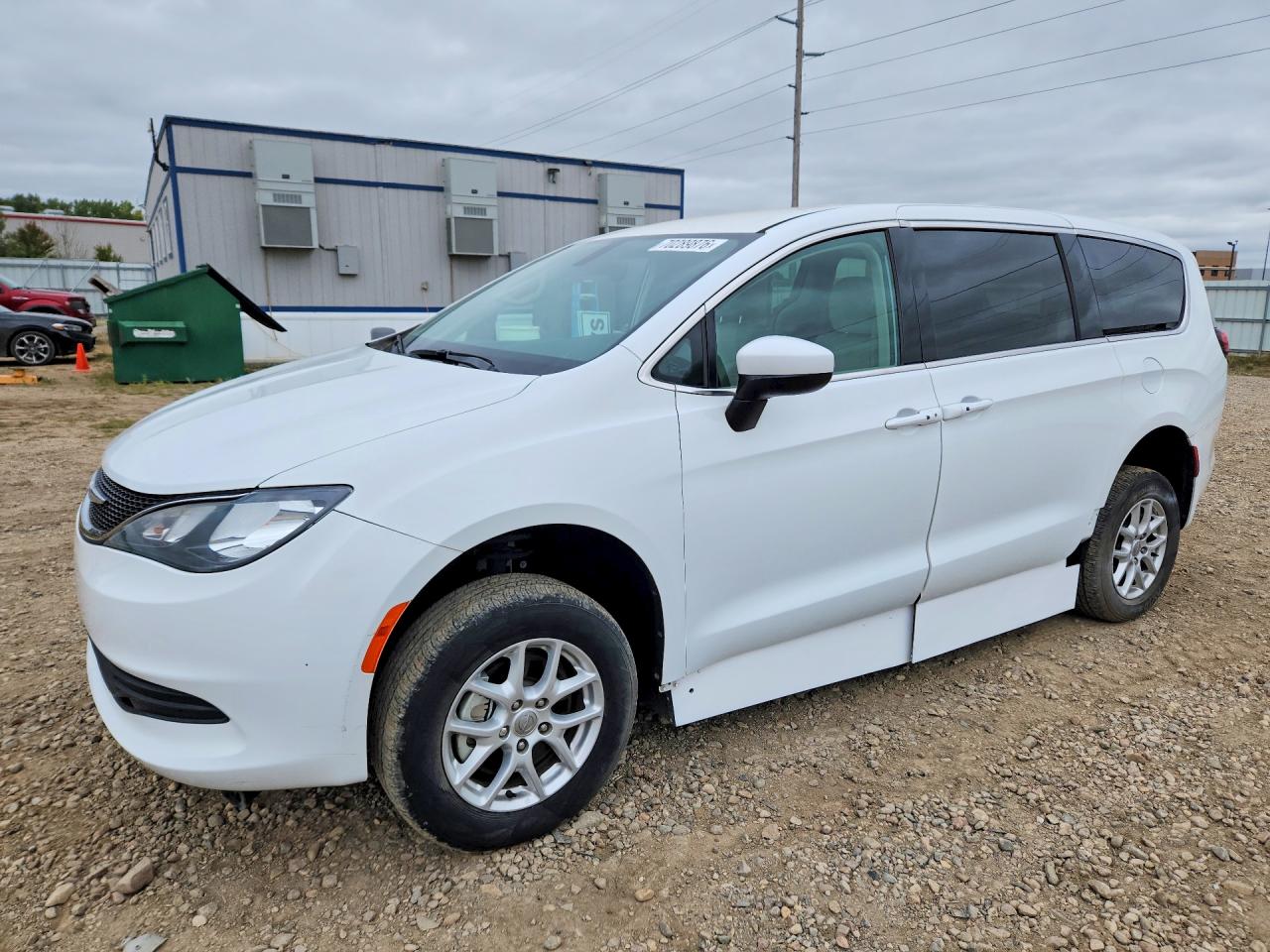 2017 CHRYSLER PACIFICA LX | 2C4RC1CG5HR500945 | UPCARS