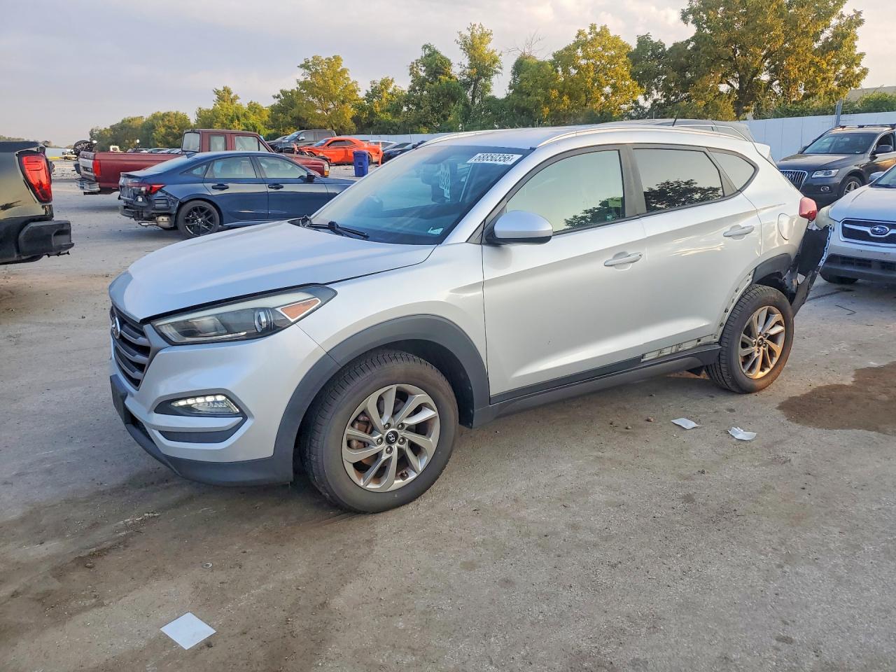 2016 HYUNDAI TUCSON SE | KM8J33A42GU092466 | UPCARS