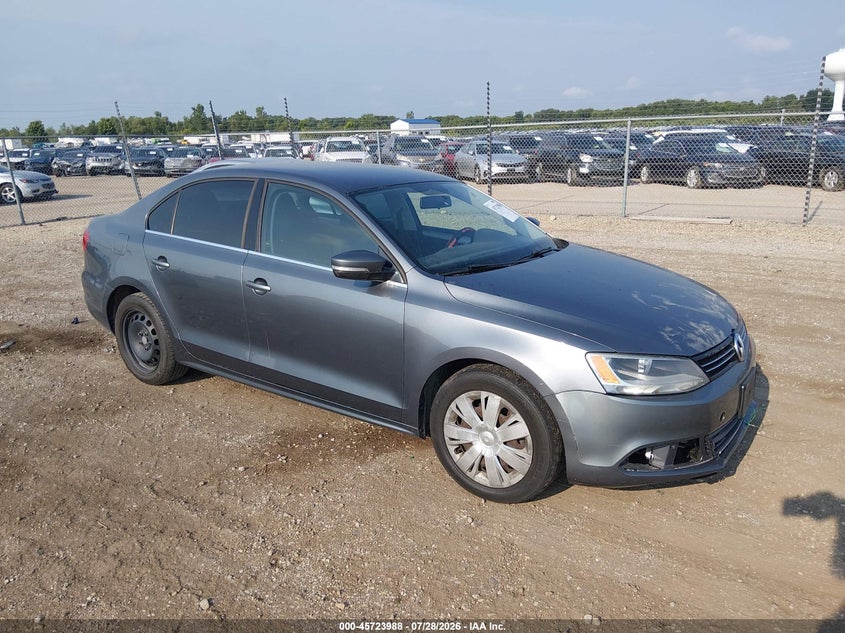 2013 VOLKSWAGEN JETTA 2.5L SE | 3VWDP7AJ9DM426718 | UPCARS