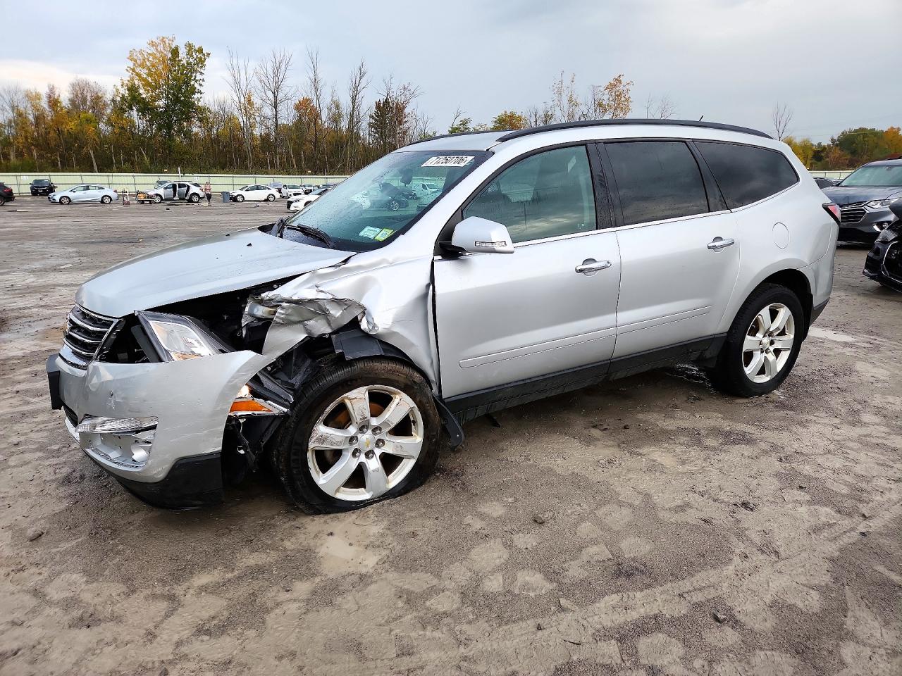 2017 CHEVROLET TRAVERSE LT | 1GNKRGKD7HJ186415 | UPCARS