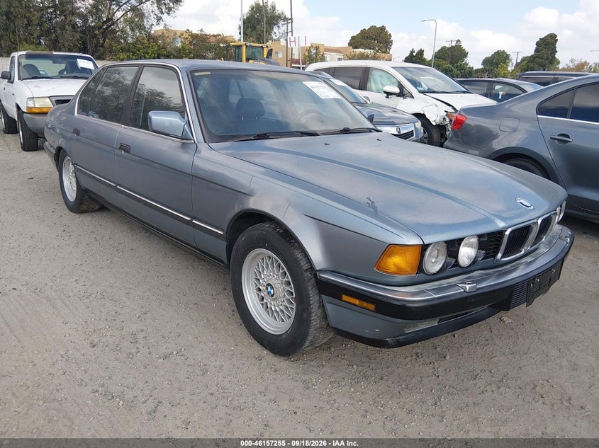 1988 BMW 750 IL | WBAGC8313J2767966 | UPCARS