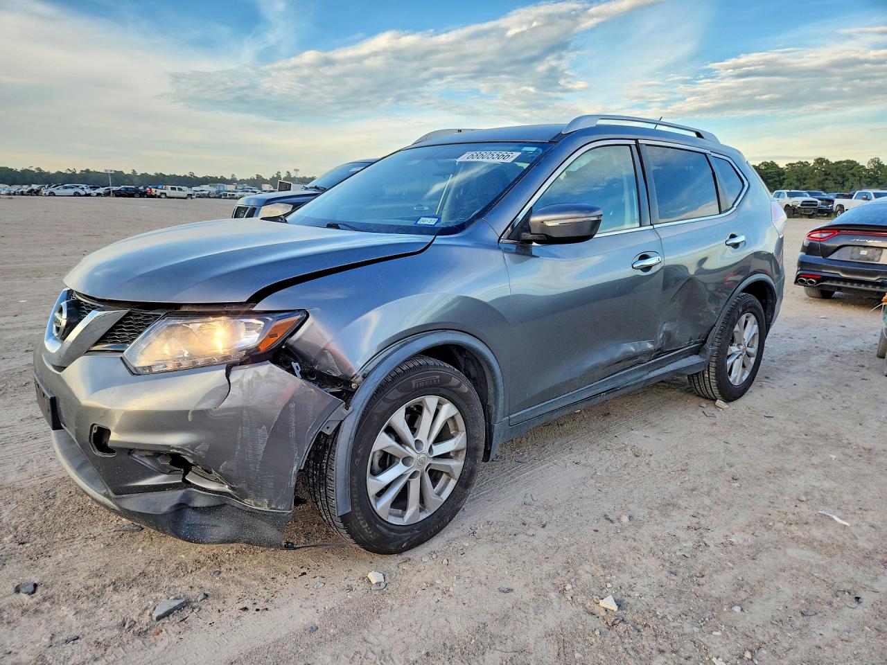 2015 NISSAN ROGUE SV | KNMAT2MT1FP555602 | UPCARS