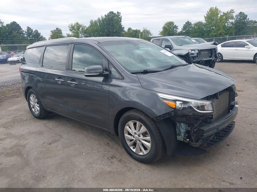 2017 KIA SEDONA LX | KNDMB5C15H6239744 | UPCARS