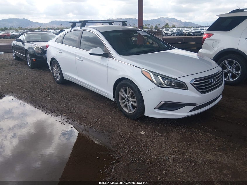2017 HYUNDAI SONATA SE | 5NPE24AF3HH437208 | UPCARS