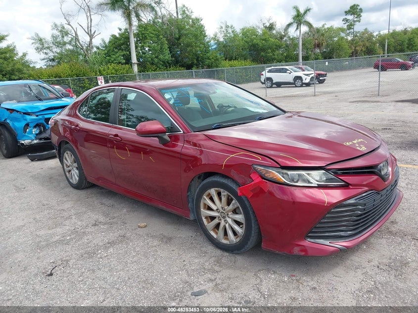 2019 TOYOTA CAMRY LE | 4T1B11HK3KU720837 | UPCARS