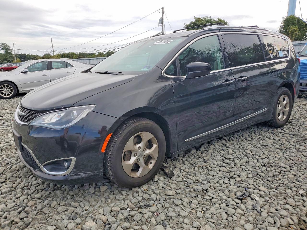 2017 CHRYSLER PACIFICA TOURING L PLUS | 2C4RC1EG4HR736063 | UPCARS