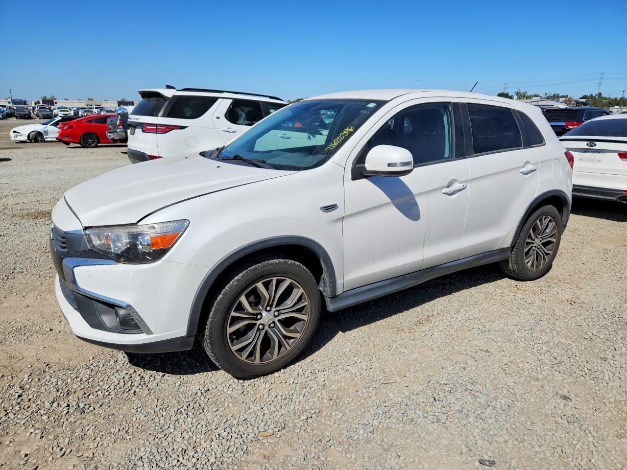 2016 MITSUBISHI OUTLANDER ES | JA4AP3AW0GZ048988 | UPCARS