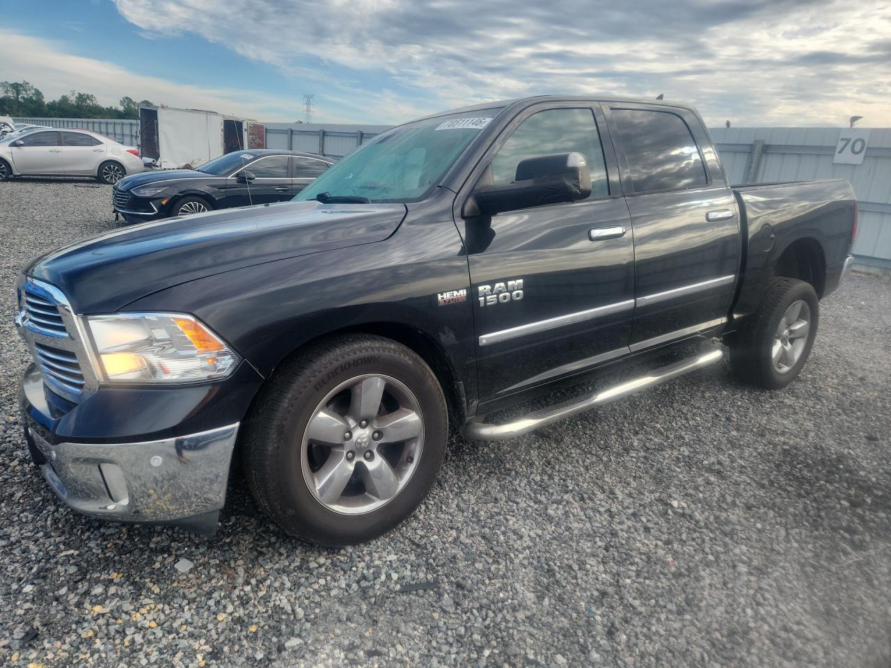 2017 RAM 1500 SLT | 1C6RR7LT1HS719650 | UPCARS