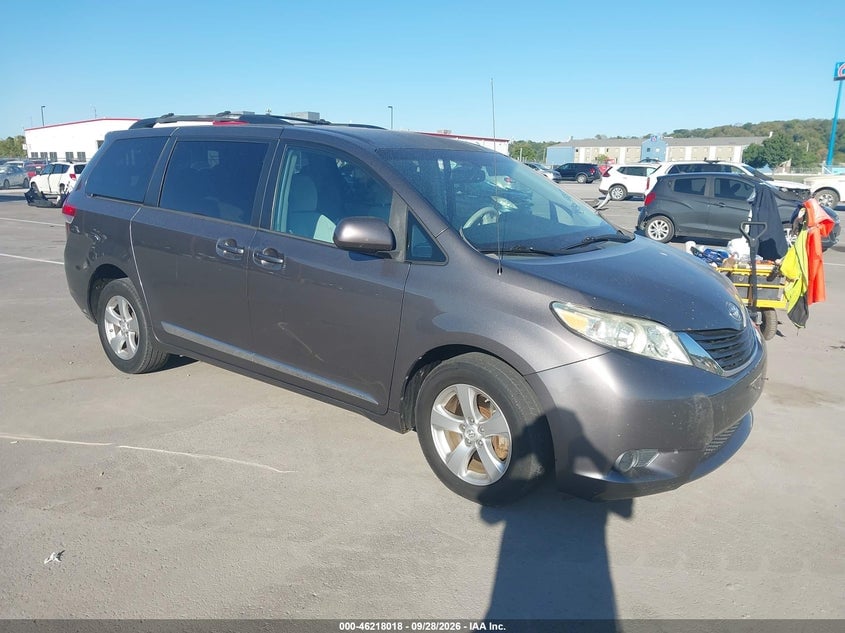 2013 TOYOTA SIENNA LE | 5TDKK3DC9DS381620 | UPCARS