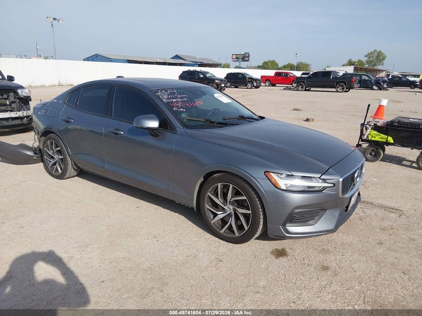 2019 VOLVO S60 T6 MOMENTUM | 7JRA22TK3KG014767 | UPCARS