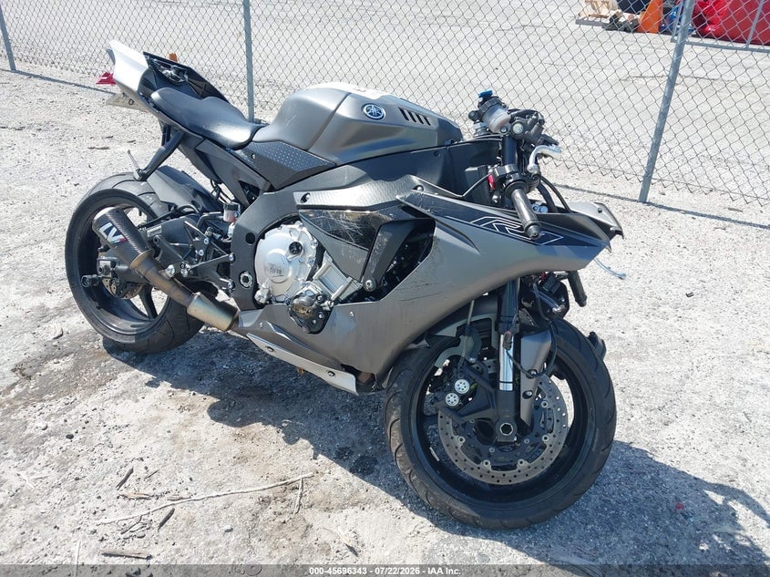 2016 YAMAHA YZFR1S | JYARN42E7GA000277 | UPCARS