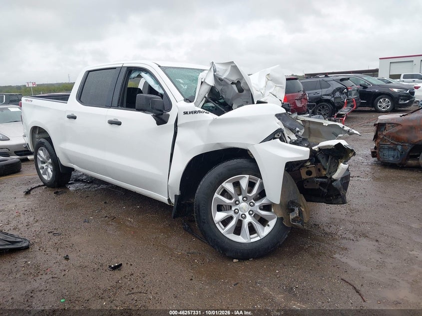 2020 CHEVROLET SILVERADO 1500 4WD  SHORT BED CUSTOM | 3GCPYBEH2LG101364 | UPCARS
