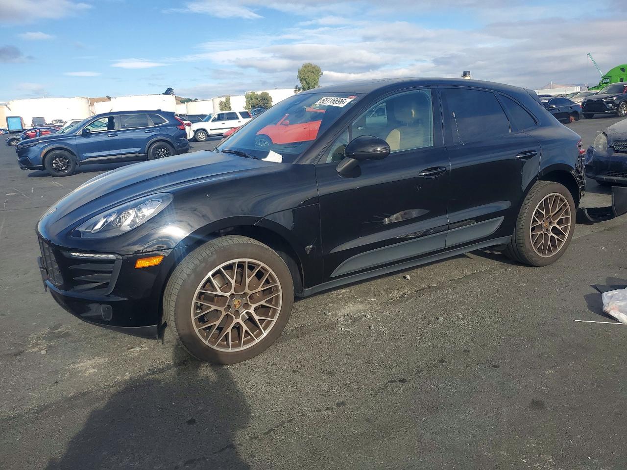2018 PORSCHE MACAN | WP1AA2A58JLB07111 | UPCARS